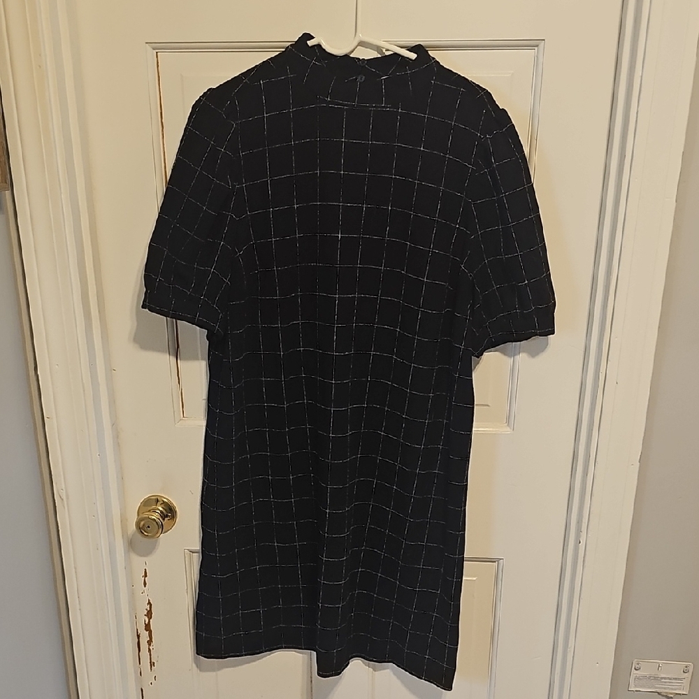 LOFT Men's Black Grid Pattern Shirt